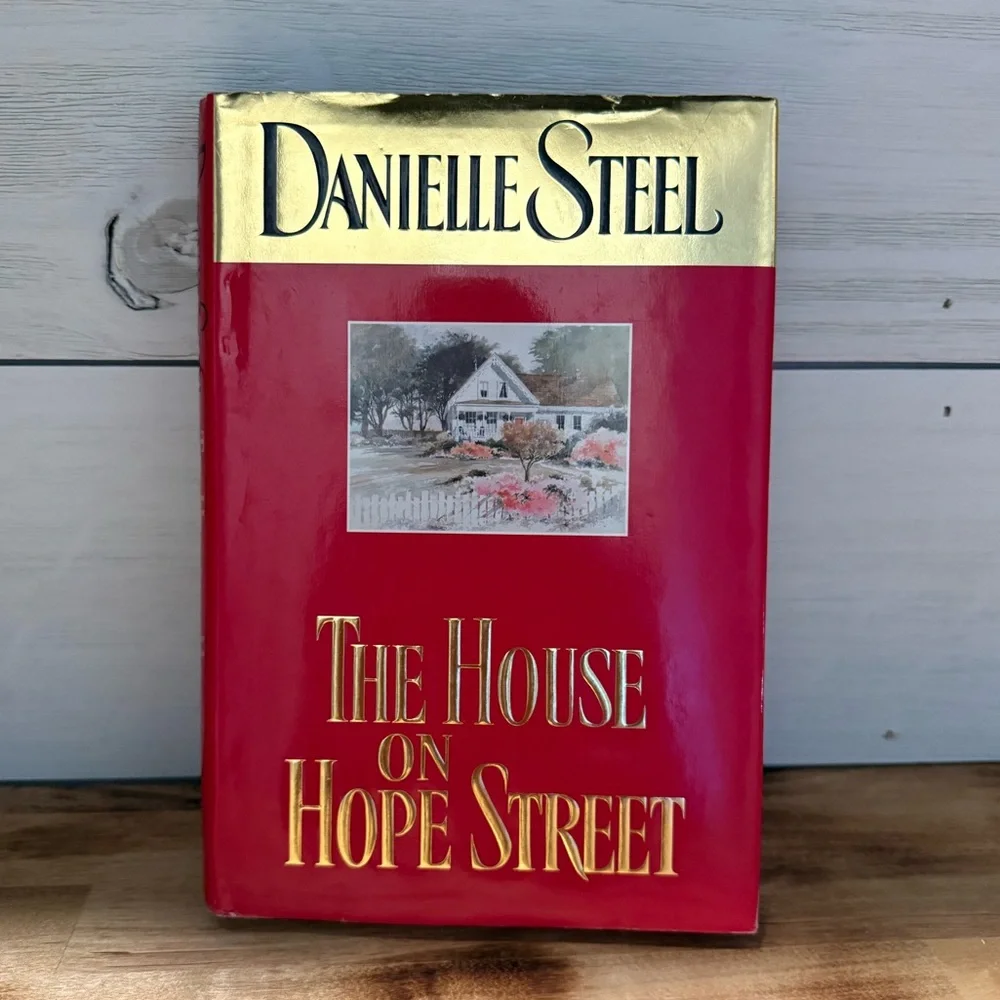 Danielle Steel~The House on Hope Street Hardcover